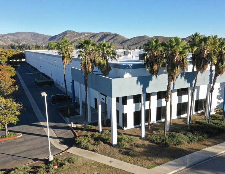 More Photos Of 11875 Cabernet Dr, Fontana Warehouse For Lease