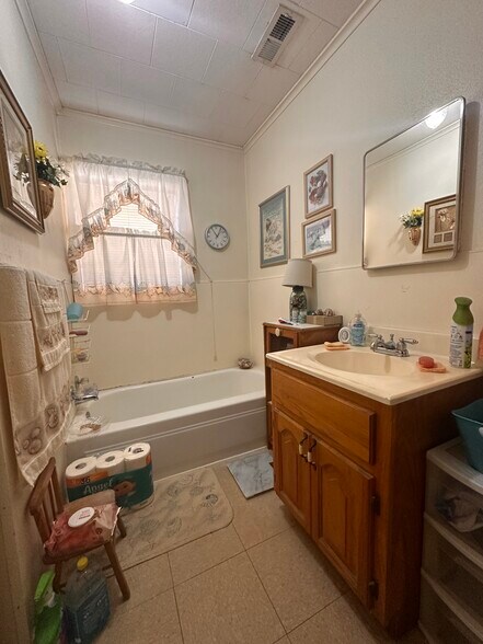 More Photos Of 447 W Main St, Bradford Apartments For Sale