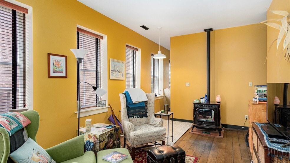 More Photos Of 637 Washington Blvd, Baltimore Hospitality For Sale