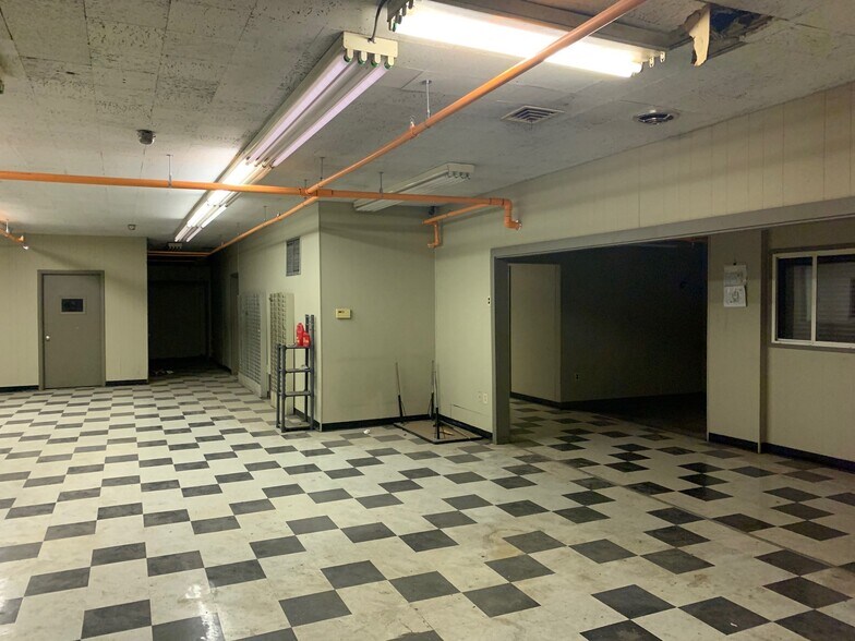 More Photos Of 9145 Vincent St, Hamtramck Warehouse For Sale