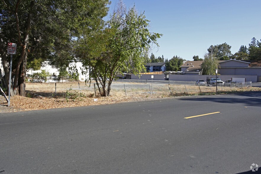 More Photos Of 1299 Boulevard Way, Walnut Creek Land For Sale