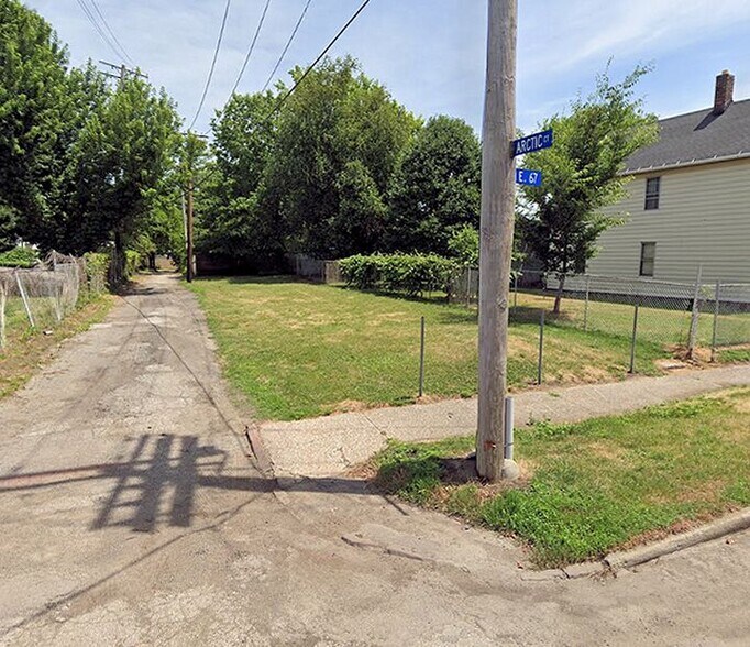 More Photos Of , Cleveland Unknown For Sale