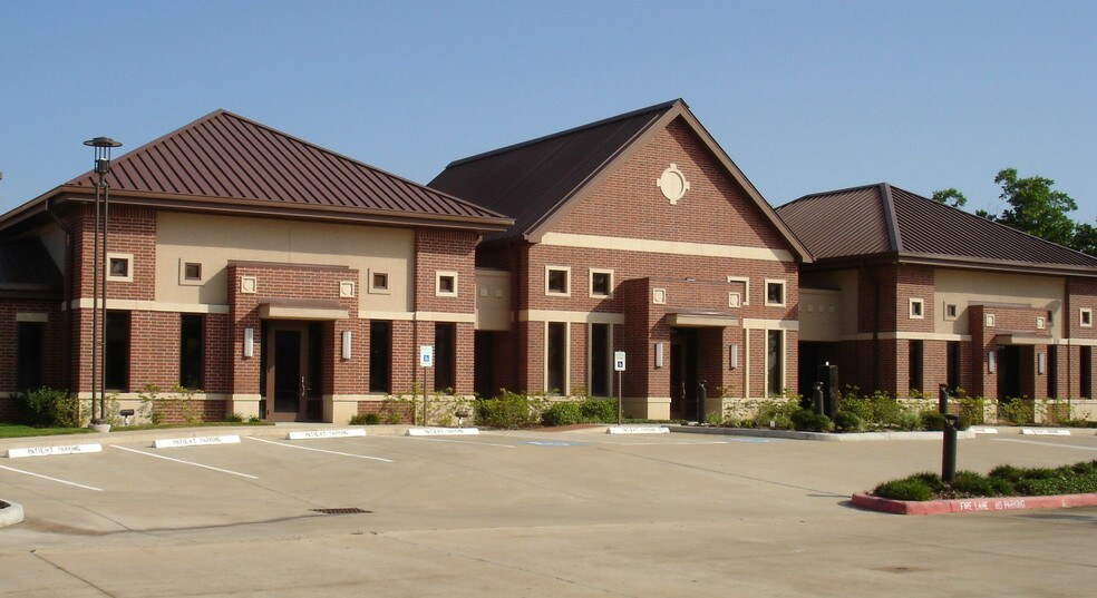 Primary Photo Of 1208 Highway 6, Sugar Land Medical For Lease