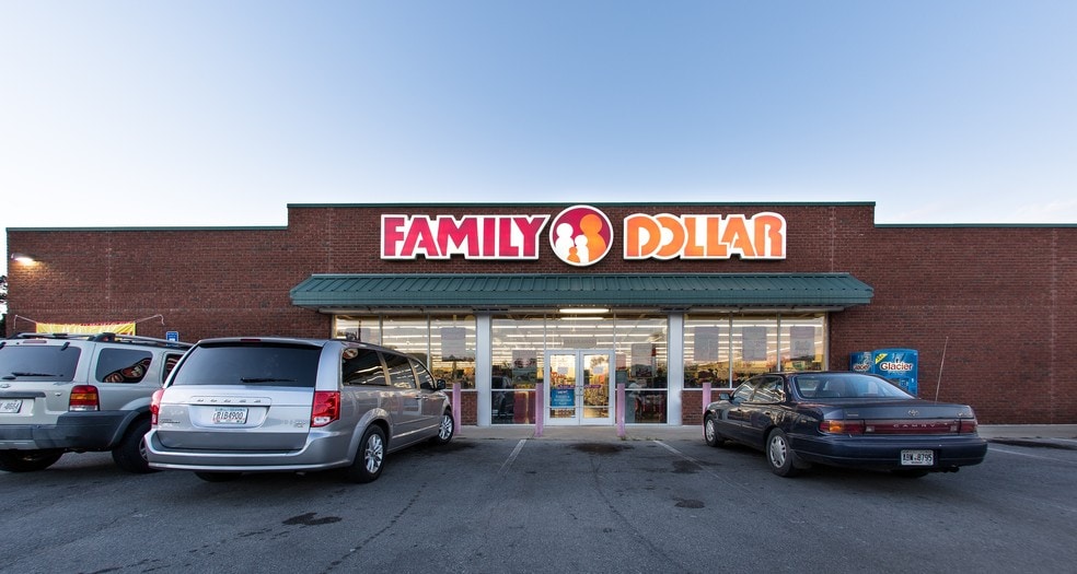 More Photos Of 79 Highway 286, Chatsworth Storefront For Sale