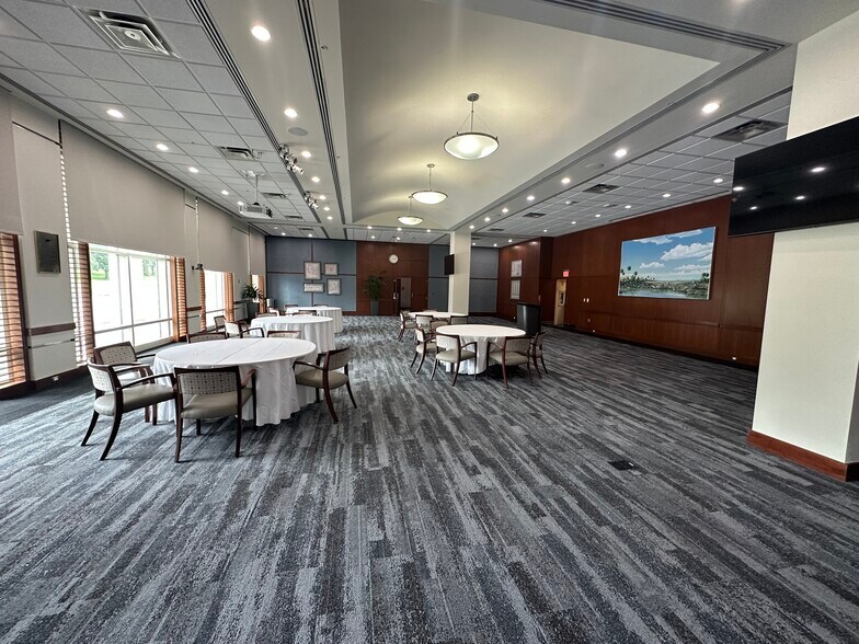 More Photos Of 1000 AAA Dr, Heathrow Office For Lease