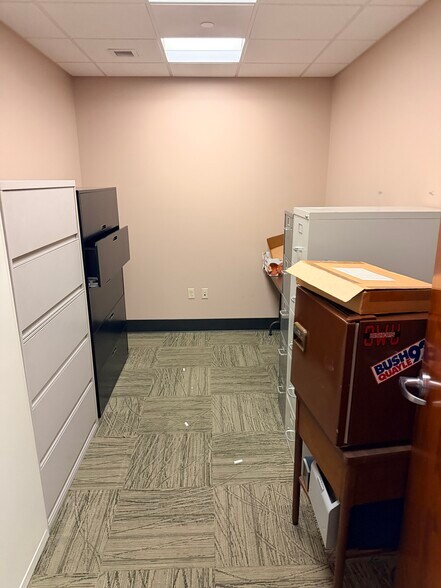 More Photos Of 110 John Scott Hwy, Steubenville Medical For Lease