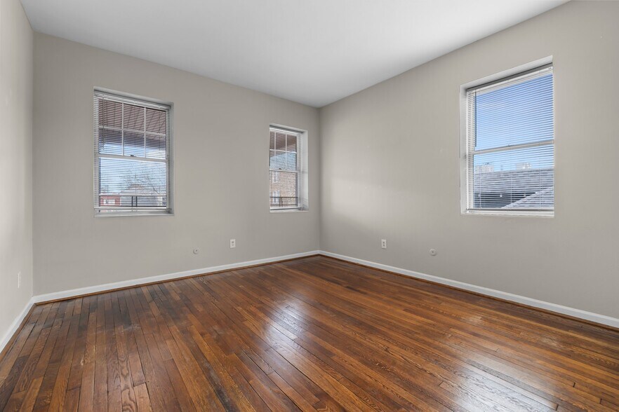 More Photos Of 625 W Princess Anne Rd, Norfolk Apartments For Sale