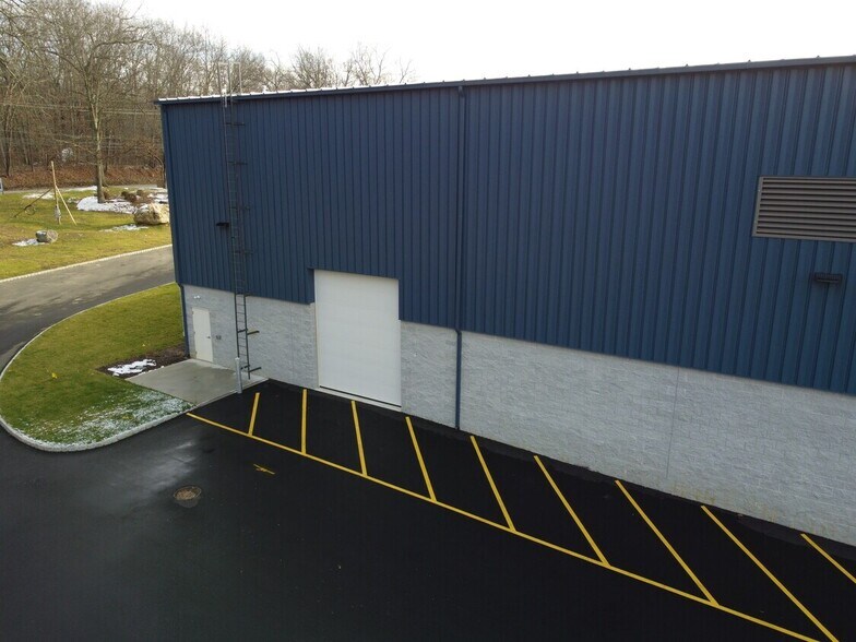 More Photos Of 999 Willow Grove St, Hackettstown Warehouse For Sale