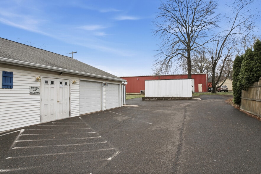 More Photos Of 105 High St, Dublin Flex For Sale