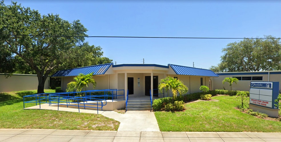 Primary Photo Of 2101 Okeechobee Rd, Fort Pierce Office For Sale