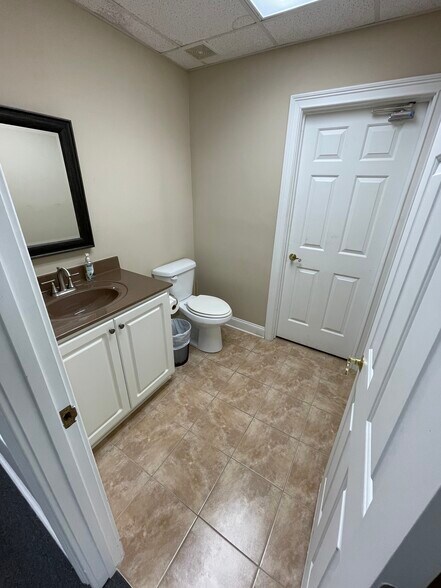 More Photos Of 6298 Baker Ct, Norcross Office For Lease