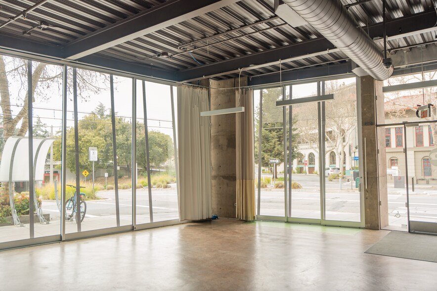 More Photos Of 116 University Ave, Palo Alto Office For Sale