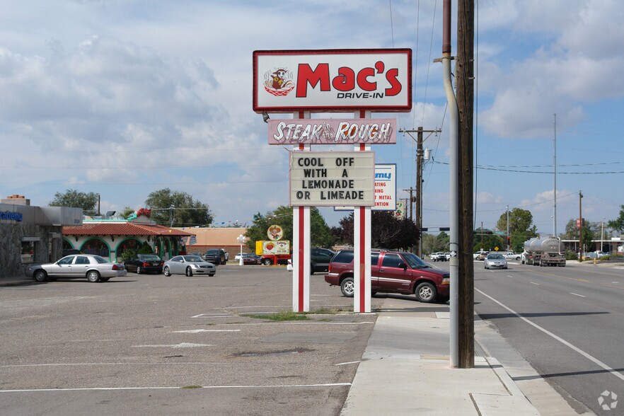 More Photos Of 8600 Indian School Rd NE, Albuquerque Restaurant For Sale