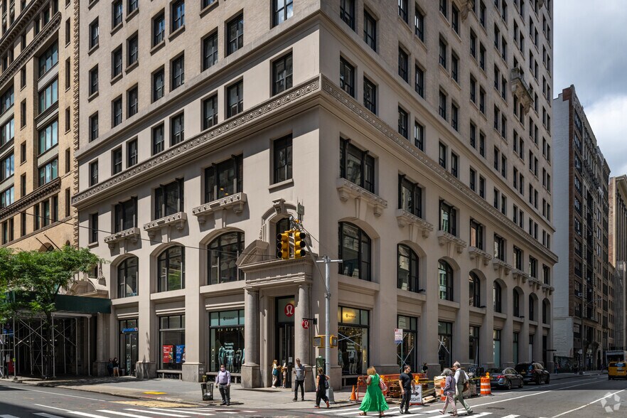 More Photos Of 114-116 Fifth Ave, New York Office For Lease