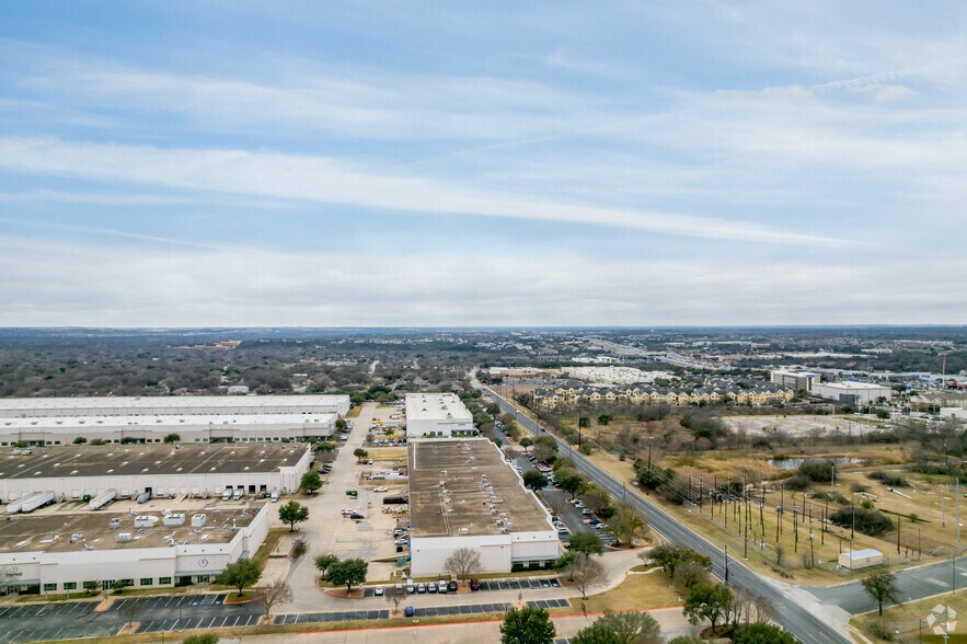 More Photos Of 4509 Freidrich Ln, Austin Warehouse For Lease