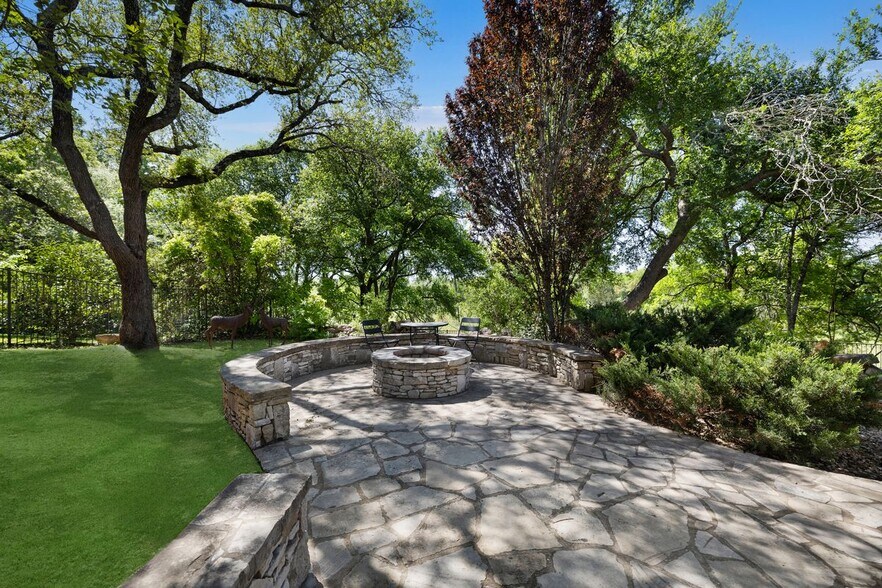 More Photos Of 18059A Ranch to Market Road 1826, Driftwood Winery Vineyard For Sale