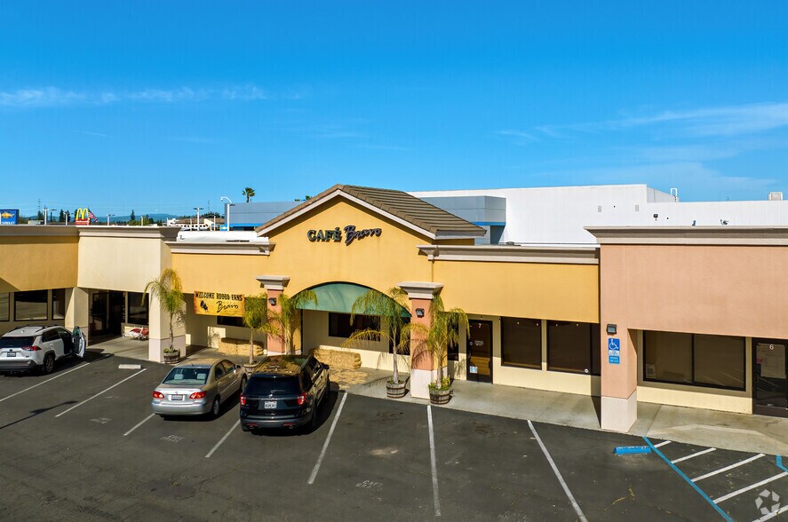 More Photos Of 1275 E F St, Oakdale General Retail For Sale