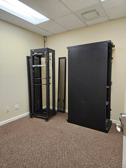More Photos Of 195-197 D'Arcy Pkwy, Lathrop Manufacturing For Sale