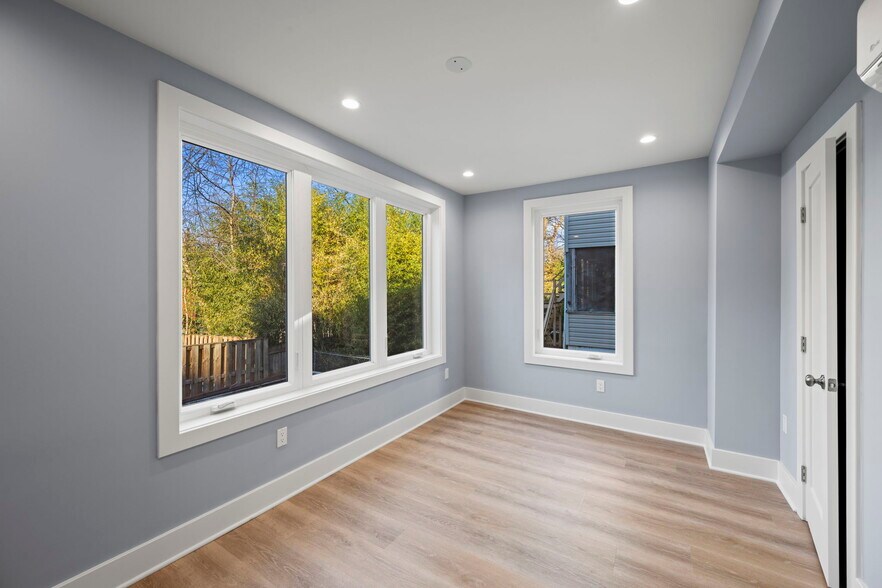 More Photos Of 4535 Avondale St, Bethesda Apartments For Sale