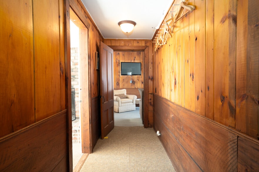 More Photos Of 2759 Vt Rt 11, Peru Hotel For Sale