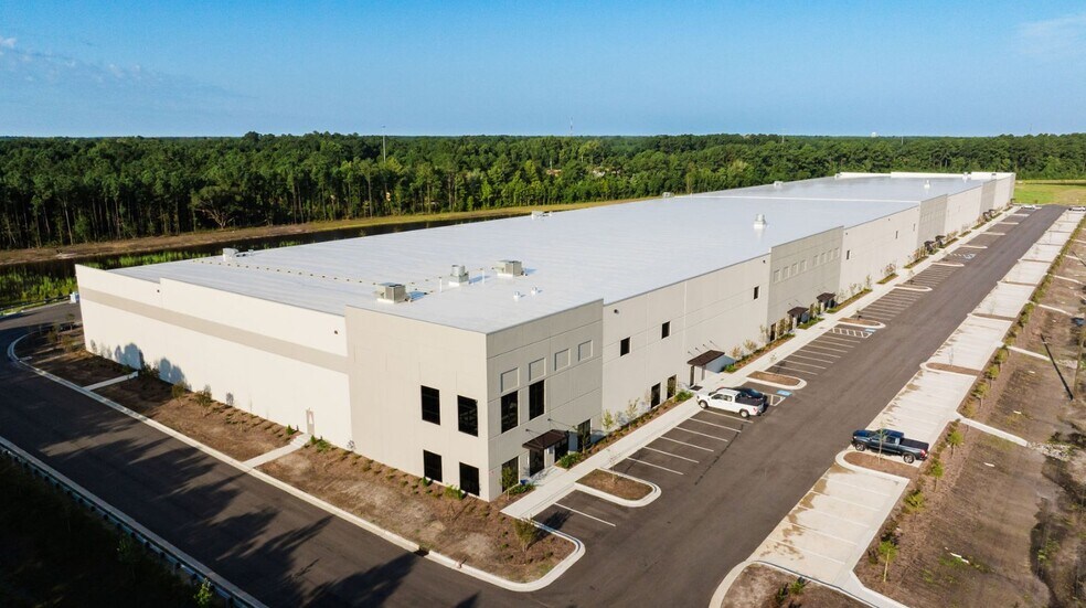 More Photos Of 1203 Cedar Hill Rd, Navassa Warehouse For Lease