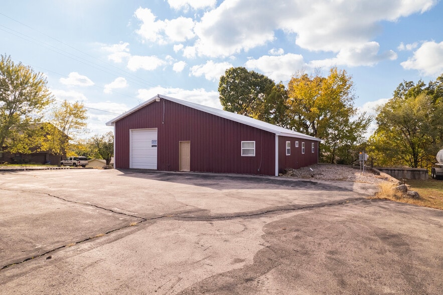 Primary Photo Of 4143 Sunset Dr, Osage Beach Industrial For Sale