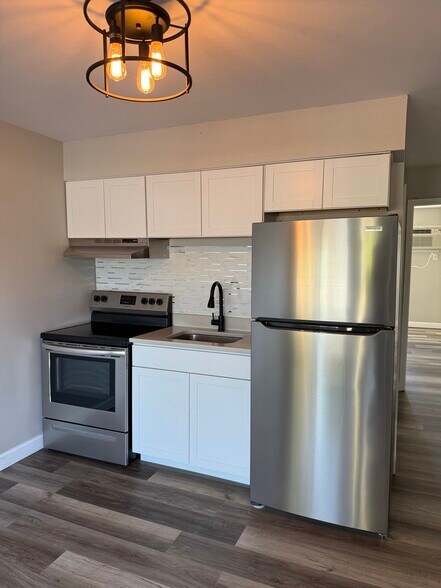 More Photos Of 1321 N 3rd St, Vincennes Apartments For Sale