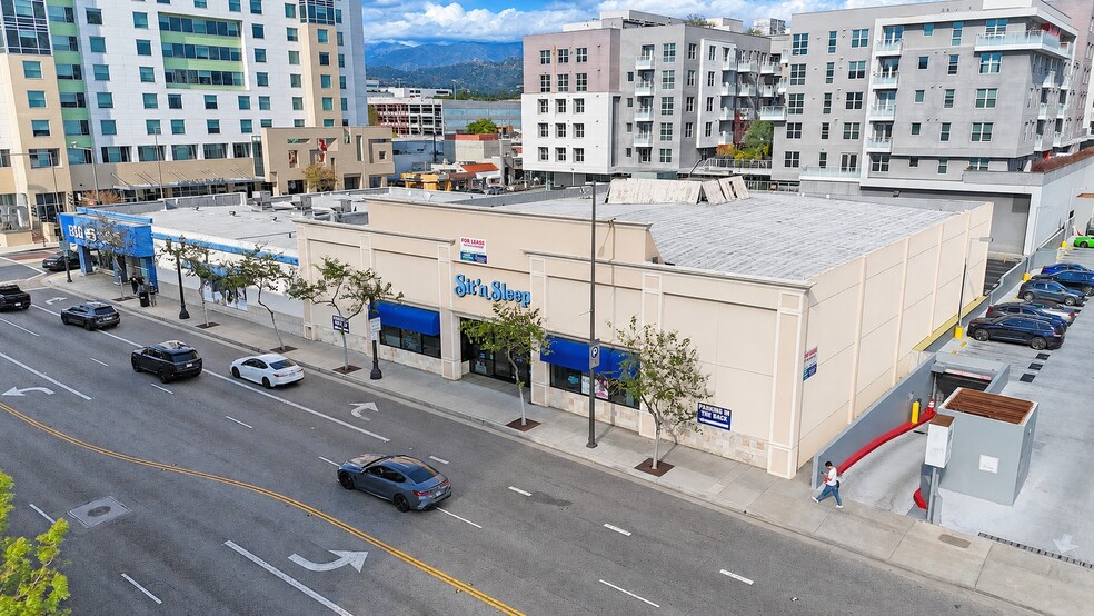 More Photos Of 130-144 N Central Ave, Glendale Freestanding For Lease