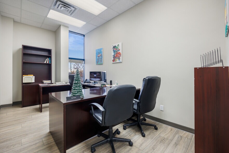 More Photos Of 4999 43rd St SE, Calgary Light Distribution For Sale