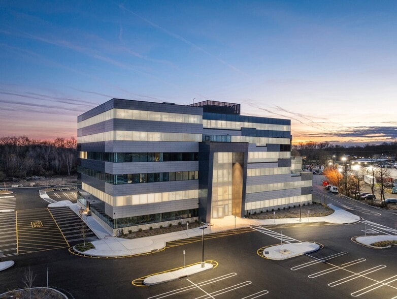 More Photos Of 33 Route 59, Monsey Office For Lease