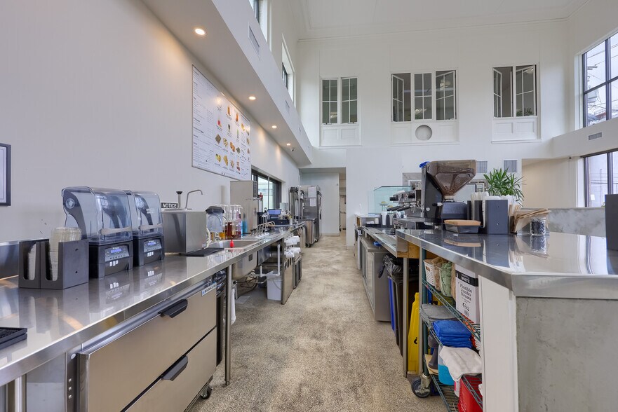 More Photos Of 1-7 W Main St, Mount Joy Bank For Sale