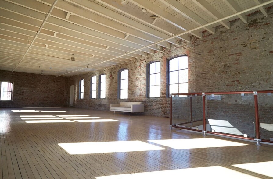 More Photos Of 2607 New York Ave, Union City Coworking Space