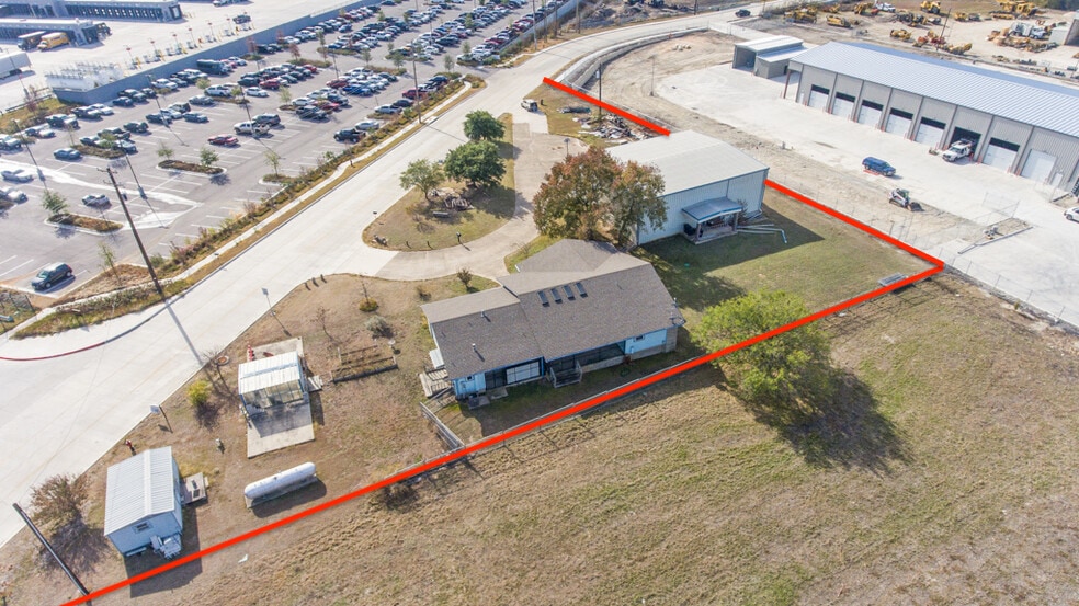 Primary Photo Of 30 Roundville Ln, Round Rock Light Distribution For Sale