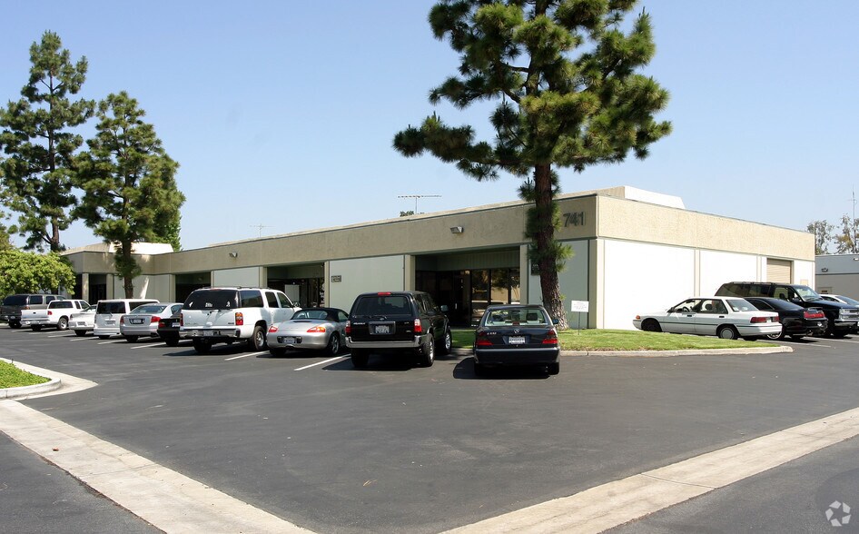 More Photos Of 755 Lakefield Rd, Westlake Village Unknown For Lease