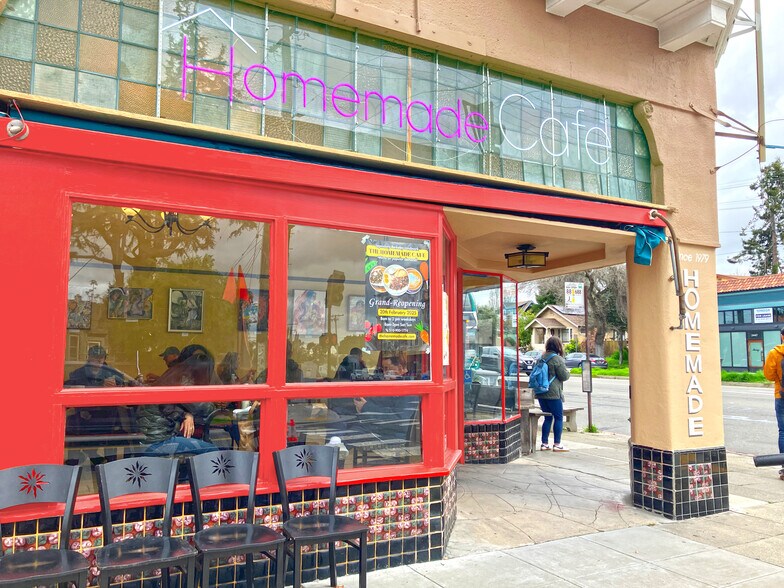 More Photos Of 2447 Sacramento St, Berkeley Freestanding For Lease