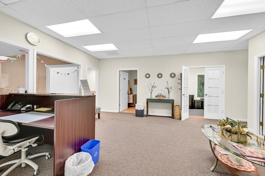 More Photos Of 21 Orchard St, Denville Medical For Lease