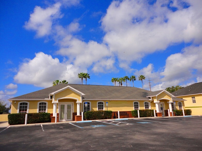 More Photos Of 6937 Medical View Ln, Zephyrhills Medical For Lease