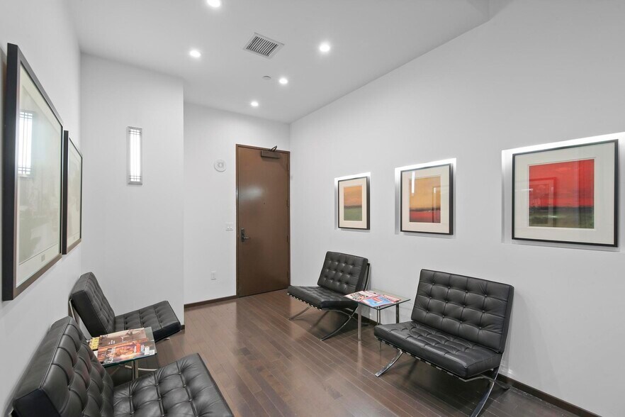 More Photos Of 1645 Vine St, Hollywood Loft Creative Space For Sale