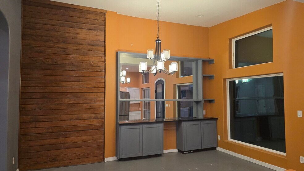 More Photos Of 17621 Stacey Ln, Lago Vista Lodge Meeting Hall For Lease