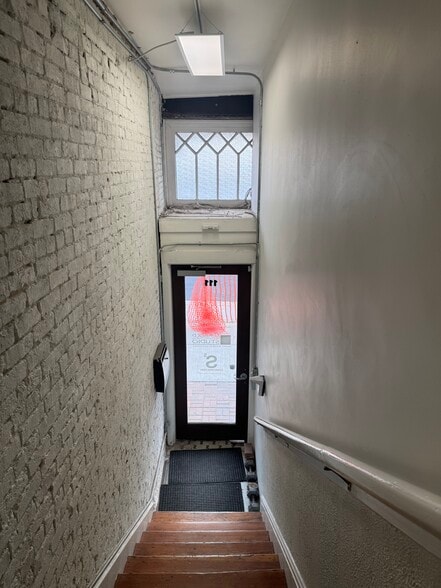 More Photos Of 109-111 N State St, Jackson Loft Creative Space For Sale