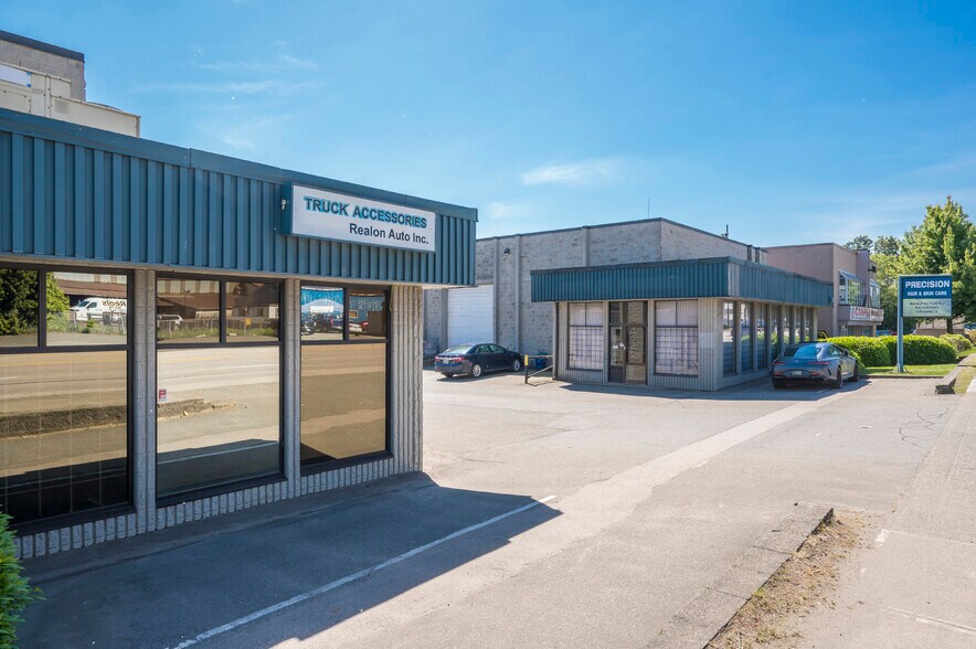 More Photos Of 8268 128 St, Surrey Industrial For Lease