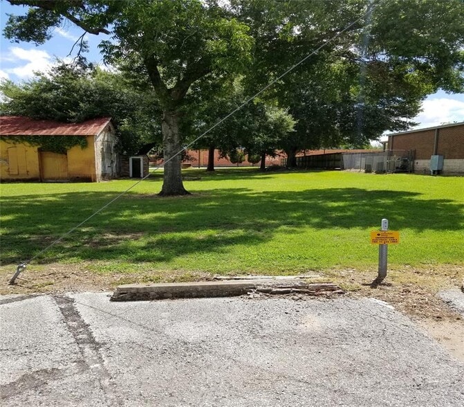 More Photos Of 603 Calhoun St, Richmond Office Residential For Sale