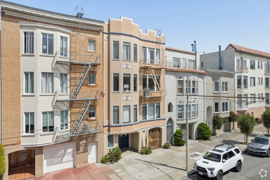 More Photos Of 3324 Broderick St, San Francisco Apartments For Sale