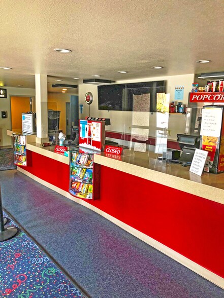 More Photos Of 1311 Adams Ave, La Grande Sports And Entertainment For Sale
