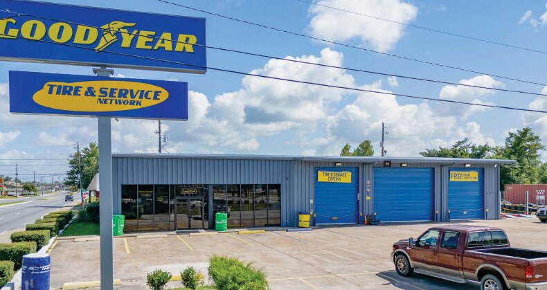More Photos Of 180 N Tyndall Pky, Panama City Auto Repair For Sale