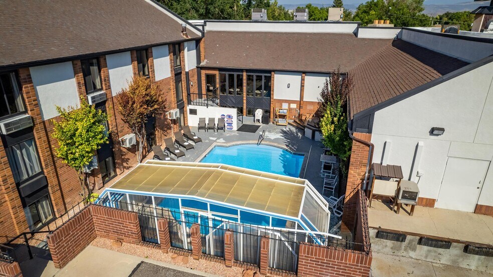 More Photos Of 333 N Main St, Richfield Hotel For Sale