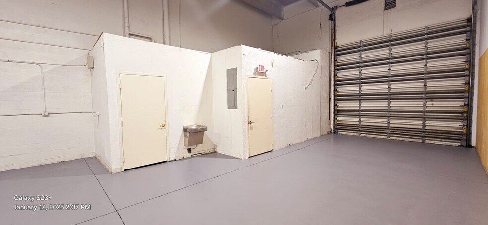 More Photos Of 14355-14373 SW 139th Ct, Miami Warehouse For Lease