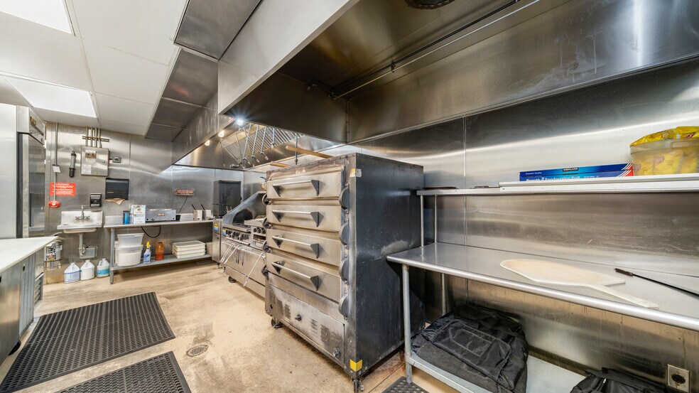 More Photos Of 3160 Highway 50, South Lake Tahoe Restaurant For Sale