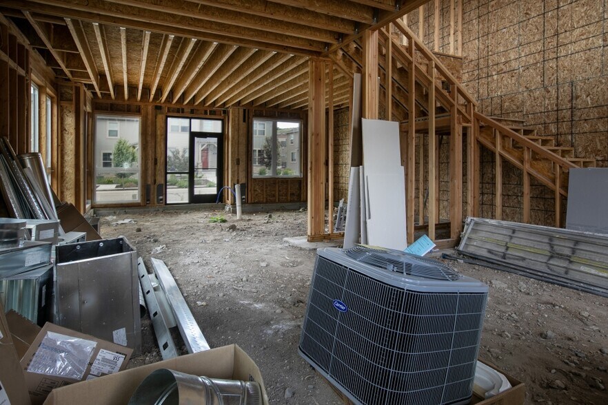 More Photos Of 1048-1056 W Wasatch Spring Rd, Kamas Office For Sale