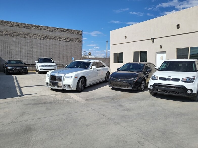 Primary Photo Of 22039 N 24th Ave, Phoenix Warehouse For Lease